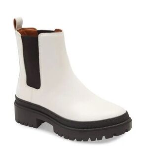 NWOT Lucky Brand Women's White Ellerey Lug Sole Leather Bootie size 10